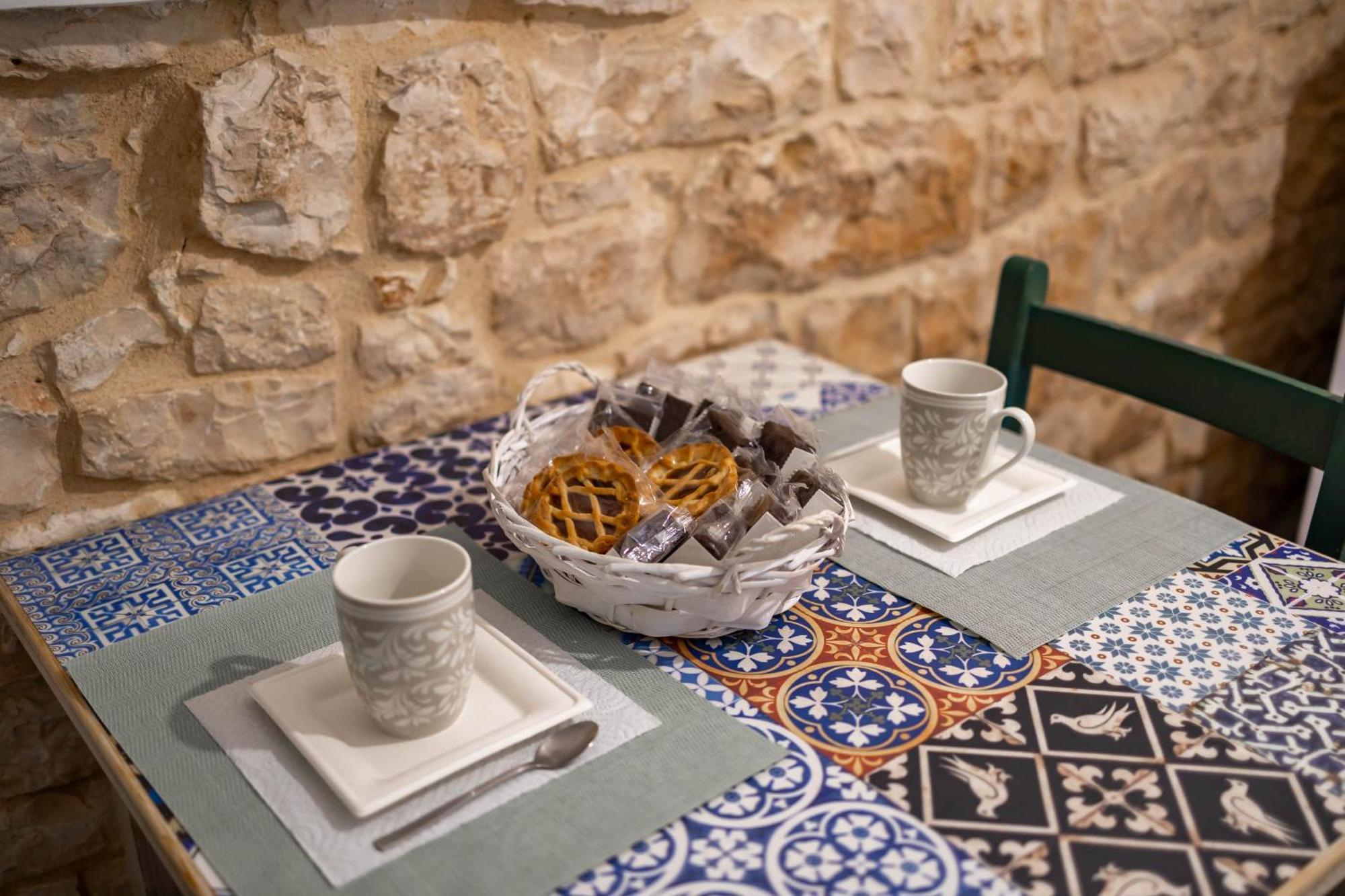 Antiche Mura Apartments"Nido Di Puglia" Monovano Turi Extérieur photo